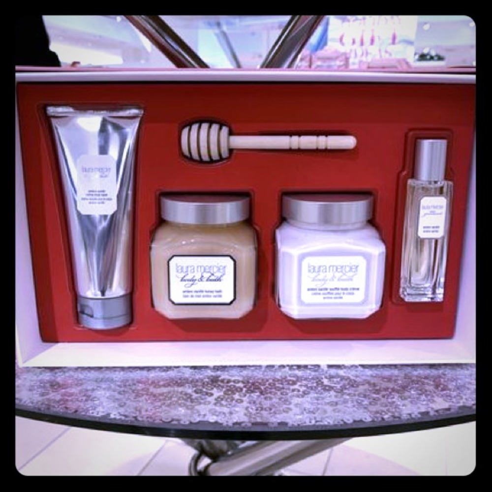 Laura Mercier body collection